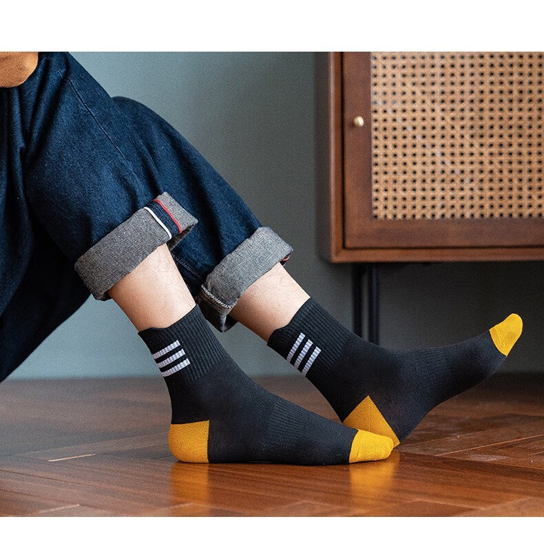 Mianshisan Men's Mid-Calf Socks, Antibacterial Breathable Black Sports Trendy Long Socks for Autumn And Winter, 8 Pairs QL 2