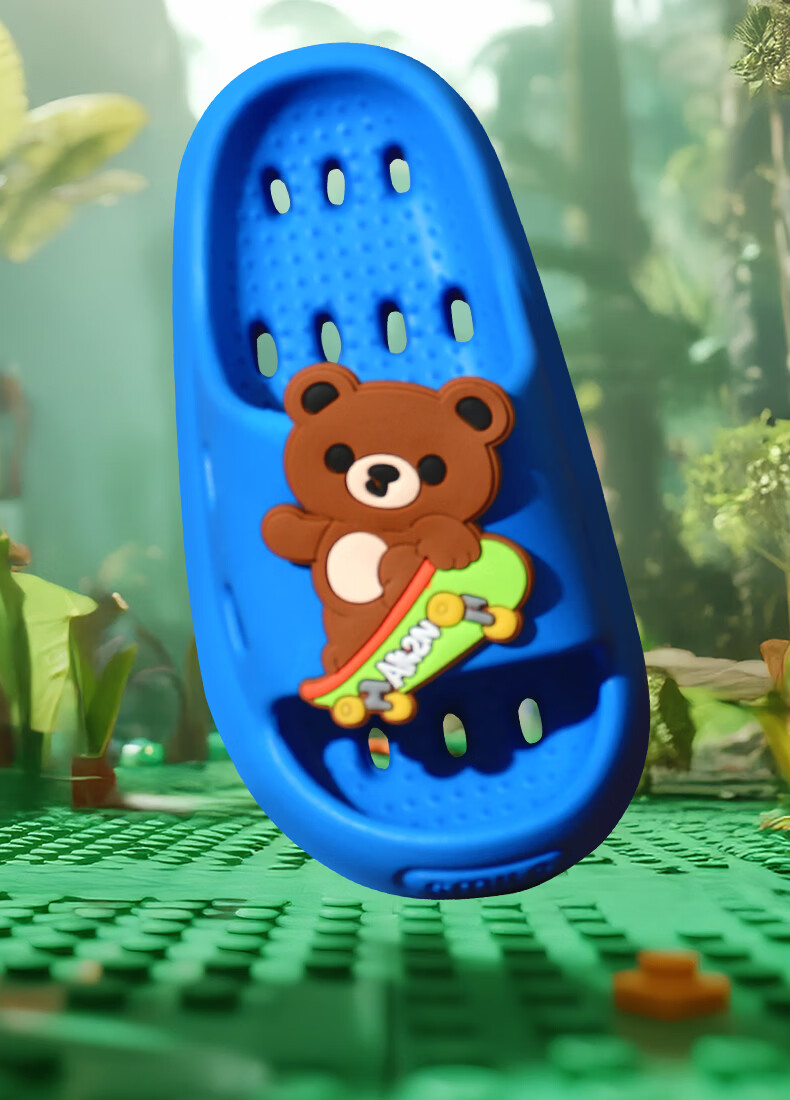 She Enjoy Cartoon Style Indoor Bathroom Water Drainage Slippers for Kids and Adults 4