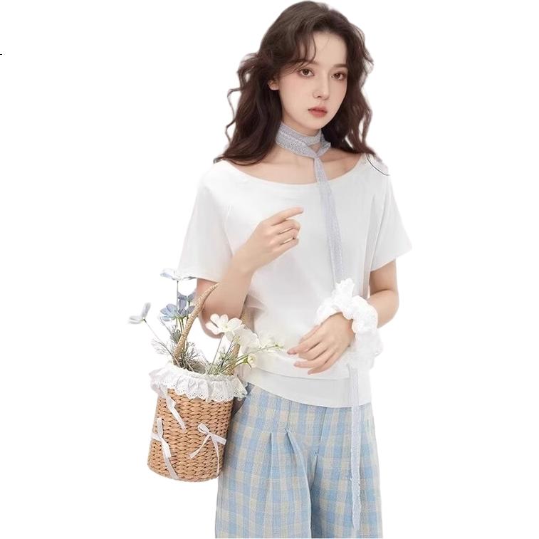 White Image 3