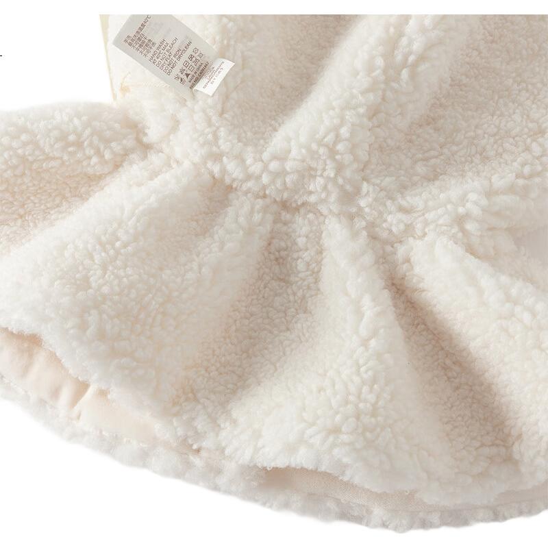White Image 3