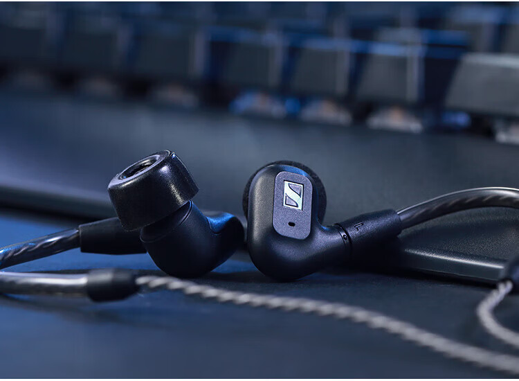 Sennheiser IE200 High-Fidelity HiFi Music Wired Earhook In-Ear Headphones Black [Official Refurbished] 2
