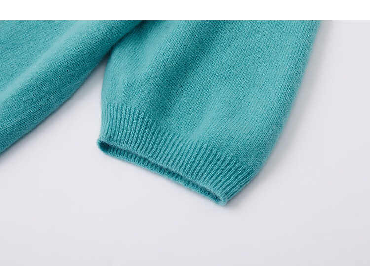 Demana 100% Merino Wool Spring Minimalist V-Neck Short Sleeve Loose Knit Sweater for Petite Women 13