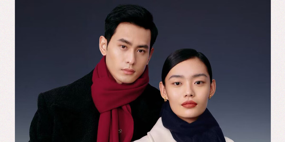 Wanshili Year of Birth Festival Gift Wool Red Scarf and Gloves Set Red Premium Gift Box - Yangyang Deyi 9