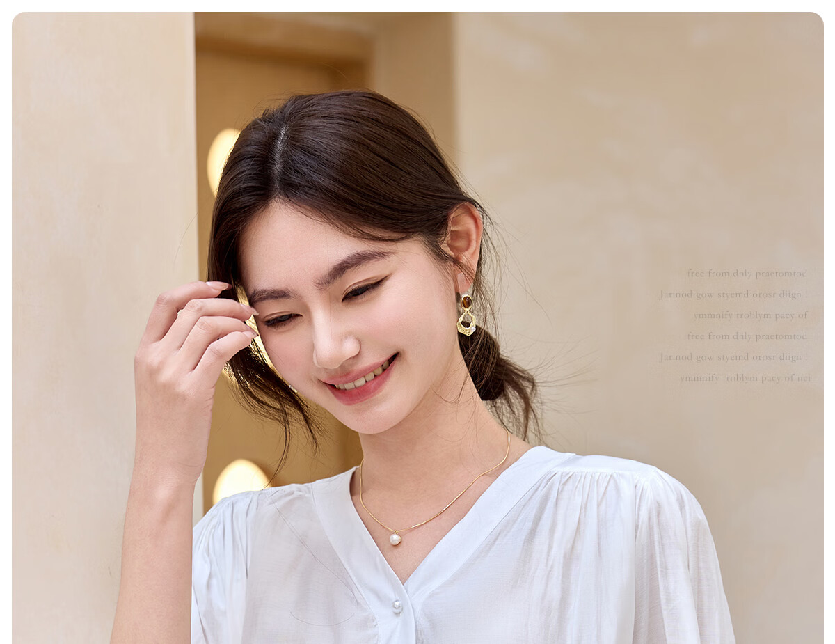 Halo Queen Women's Short Sleeve V-Neck White Shirt Summer Interview Professional Commuter Blouse H52S013 1