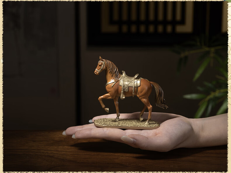 Master Tong "Saddle Breeze (Small)" Office Desktop Copper Horse Ornament Home Decor 4