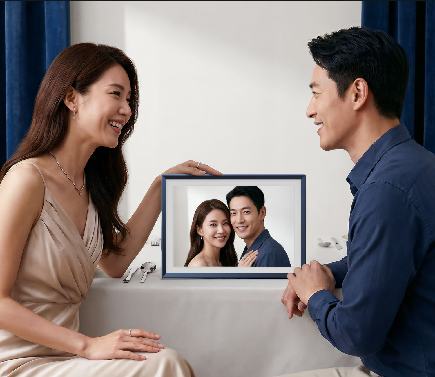 ARZOPA D14 Inch Digital Electronic Photo Frame Smart Cloud Frame Digital Album Photo Video Touch Display Desktop/Wall Mount Premium Gift Recommendation 6