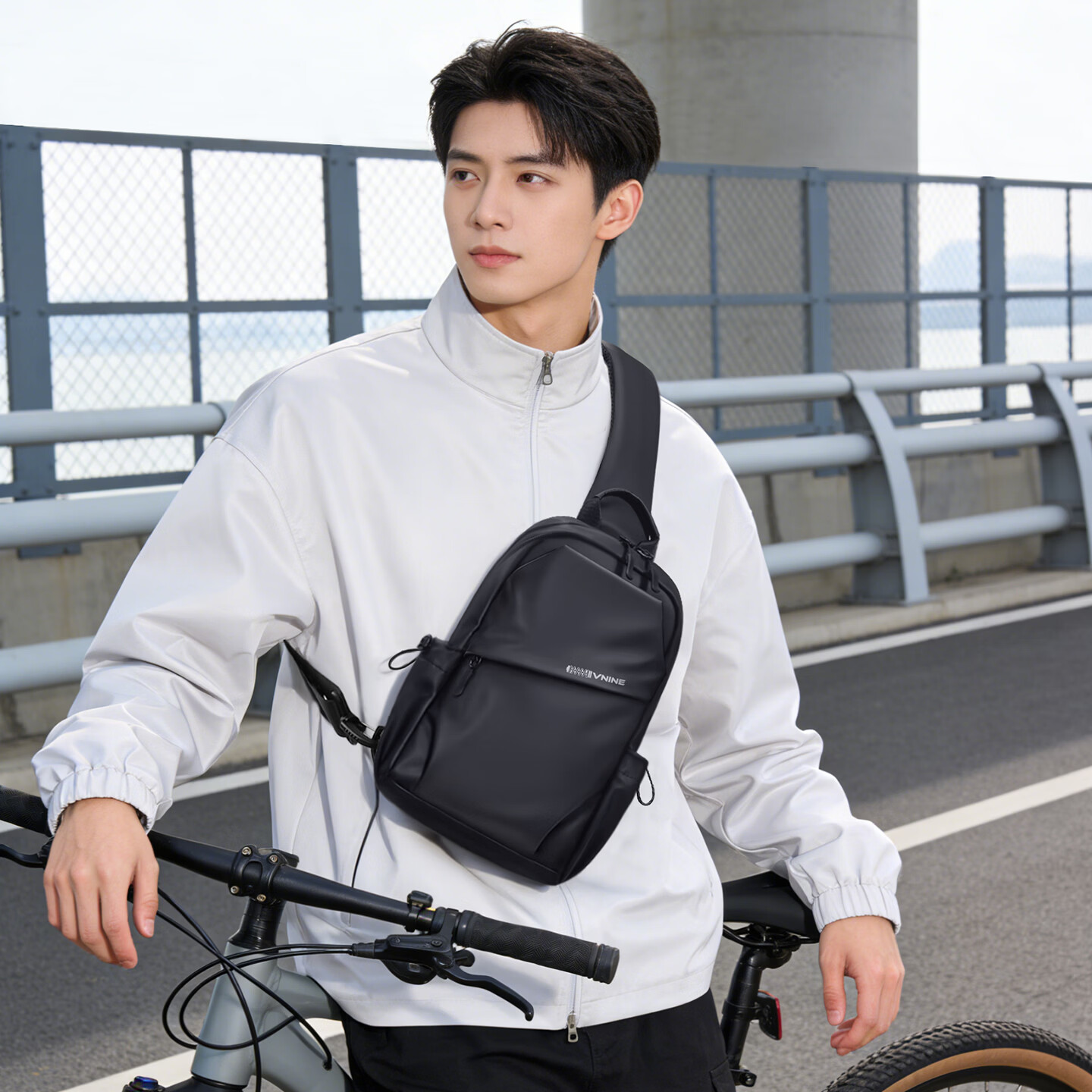 V.NINE Men's Chest Bag Crossbody Casual Shoulder Bag 10.9-inch iPad Phone Outdoor Sports Cycling Bag for Women