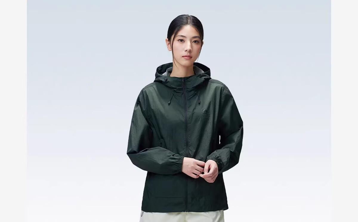 CAMEL [Wang Junkai Edition] 2026 Spring Summer Unisex Breathable Cooling Windproof Water-Repellent Sports Jacket 45
