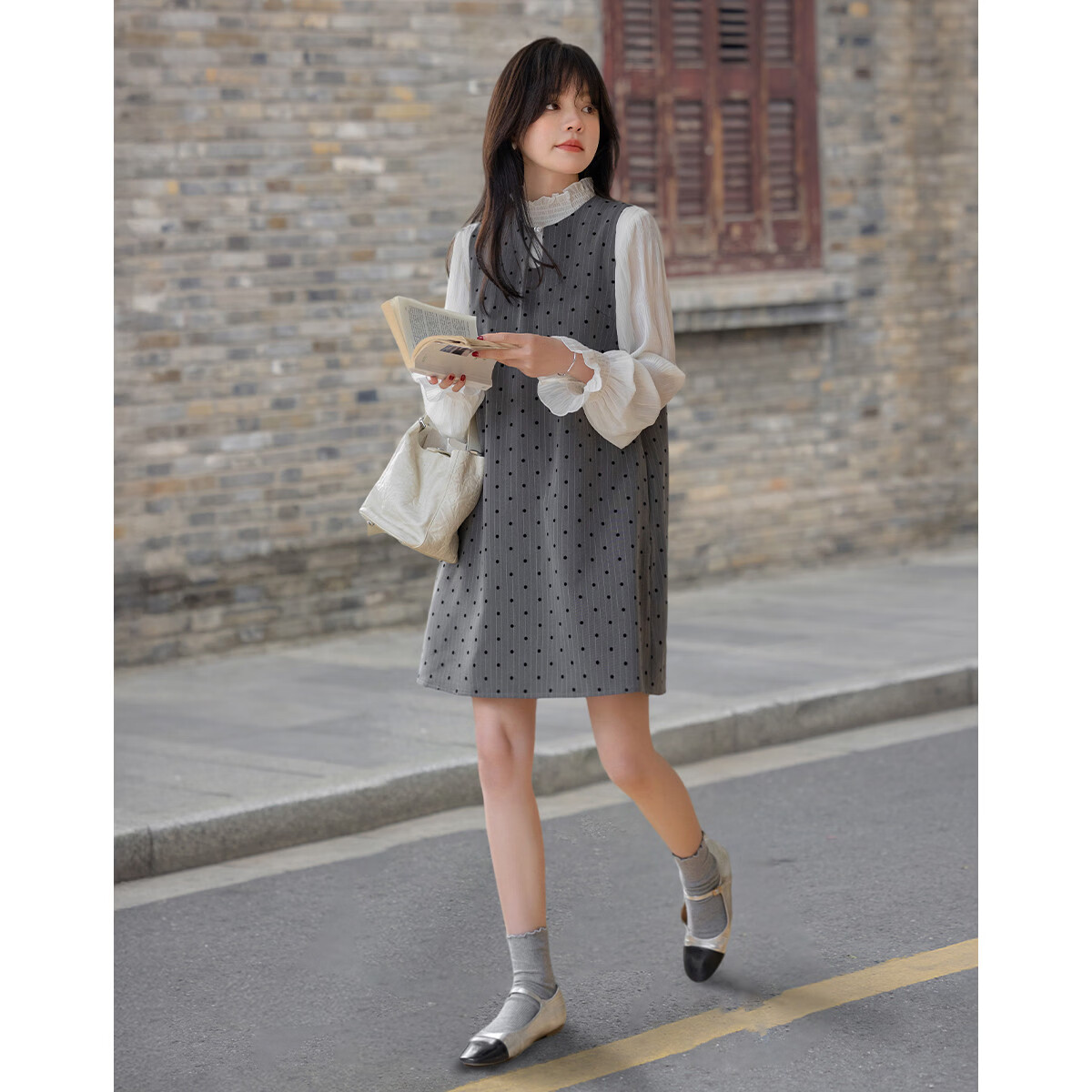 Mt Vintage Polka Dot Spring French Style Sleeveless Flocked Print Pearl Button Mid-Length Dress for Women