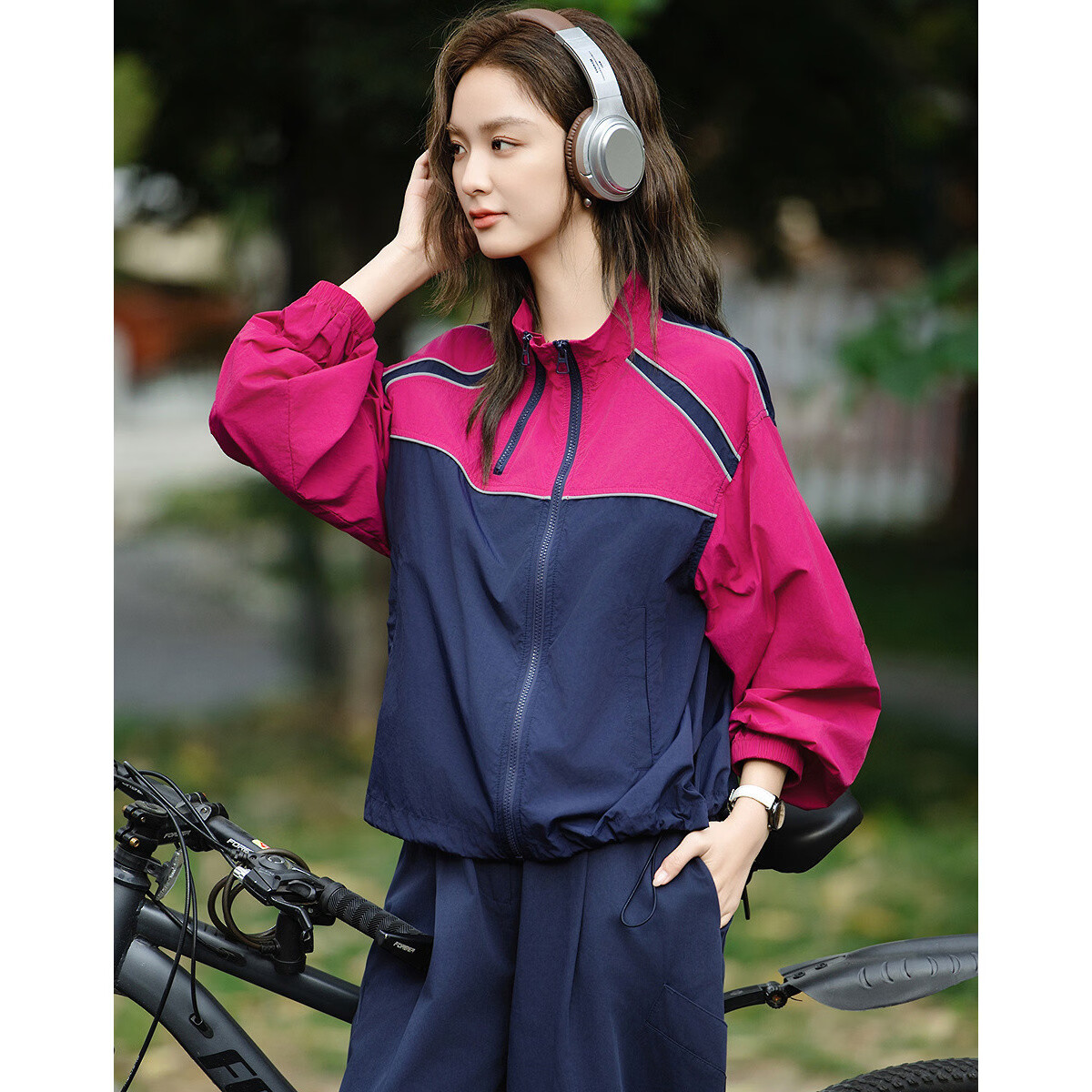 Demana [Urban Light Travel] Spring Outdoor Sports Stand Collar Elastic Cuff Color-Block Trim Loose Fit Petite Women's Jacket