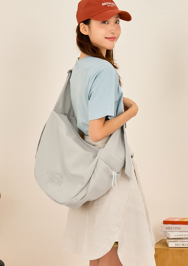 Dickies Shoulder Bag, Unisex Crossbody Bag, Nylon Casual Style, for School Commute And Travel, Large Capacity Dumpling Bag, Adjustable Small Size 23