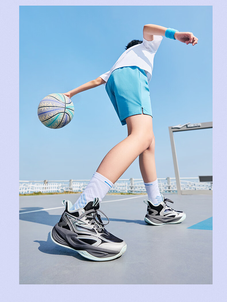 ERKE Kids Unisex Breathable Mesh Cushioning Basketball Shoes Lace-up Durable Sneakers Black/Silver Size 39 15