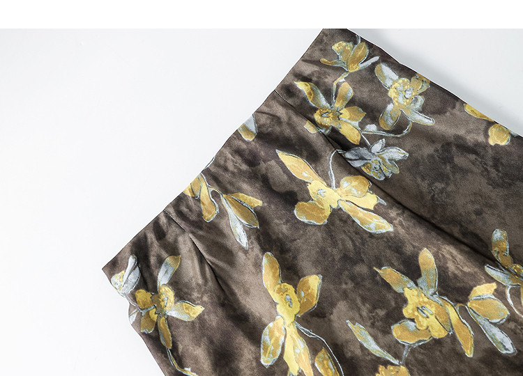Demana [Radiant Beauty] Spring Socialite Private Wear Color-Block Printed Slim Fit Long Mermaid Skirt for Petite Women 11