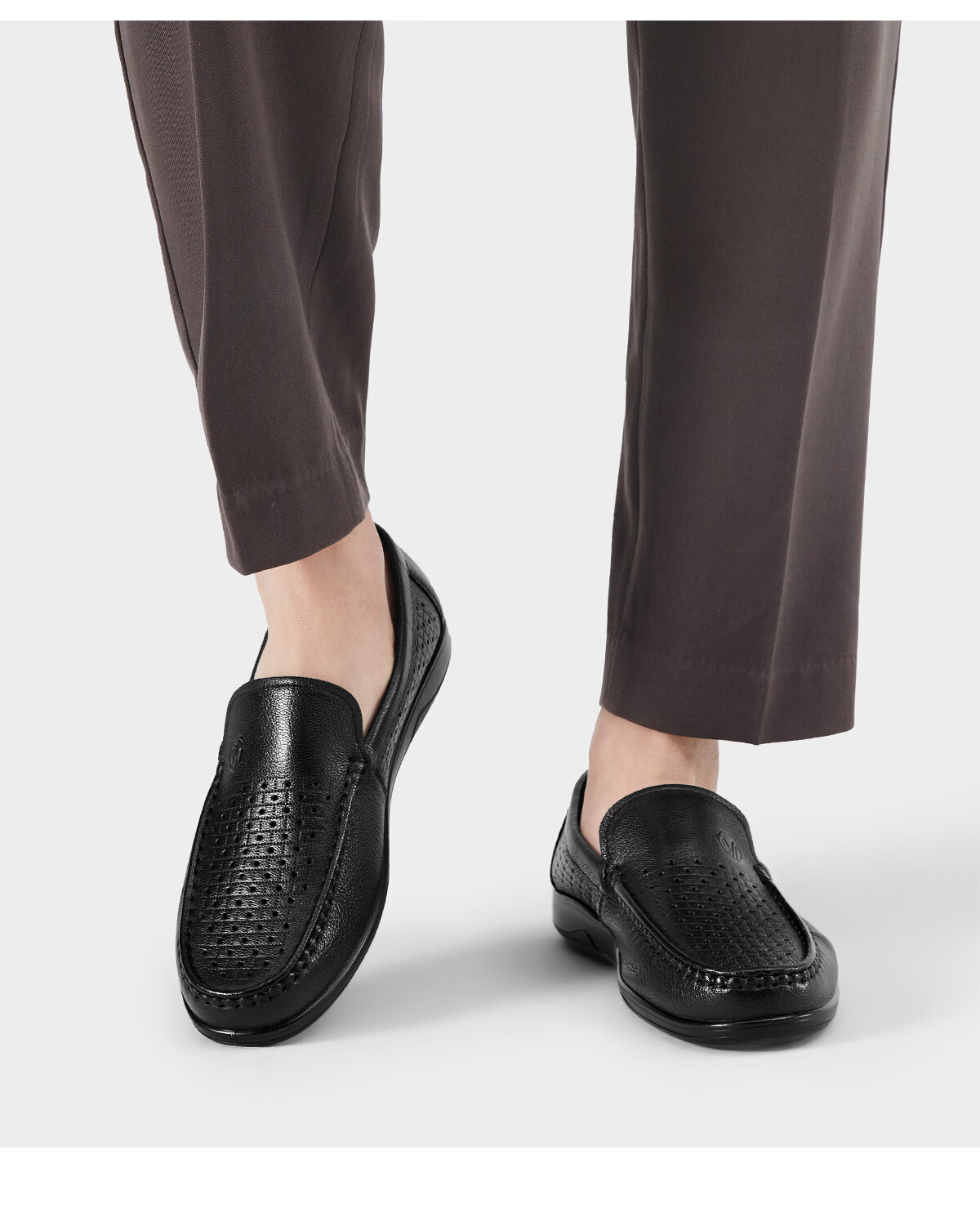 Eierkang Men's Perforated Breathable Driving Shoes Business Casual Leather Loafers Moccasins Black 38 57364W 6