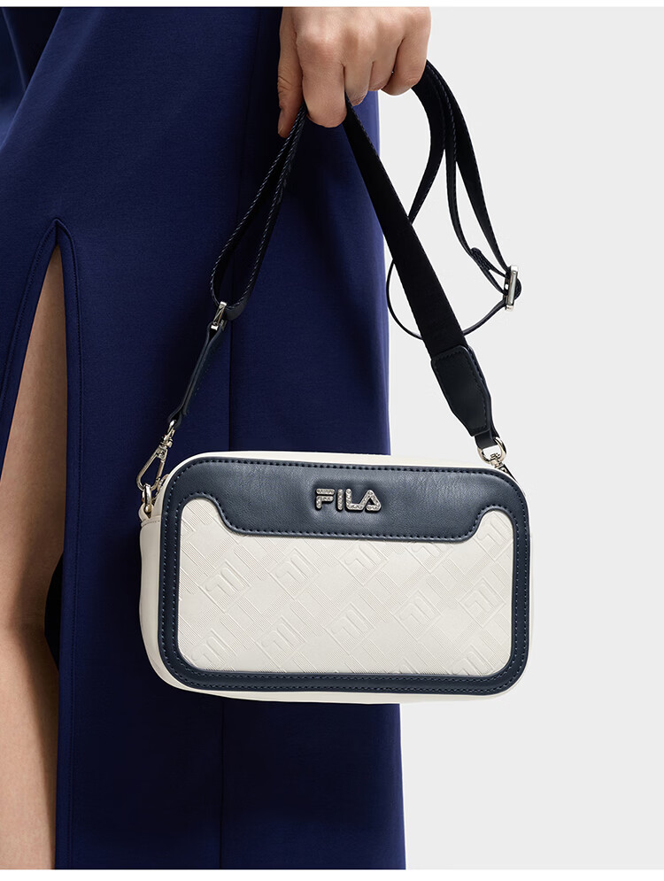 FILA Official Women's Shoulder Bag 2026 Summer Fashion Casual Crossbody Small Square Bag 22