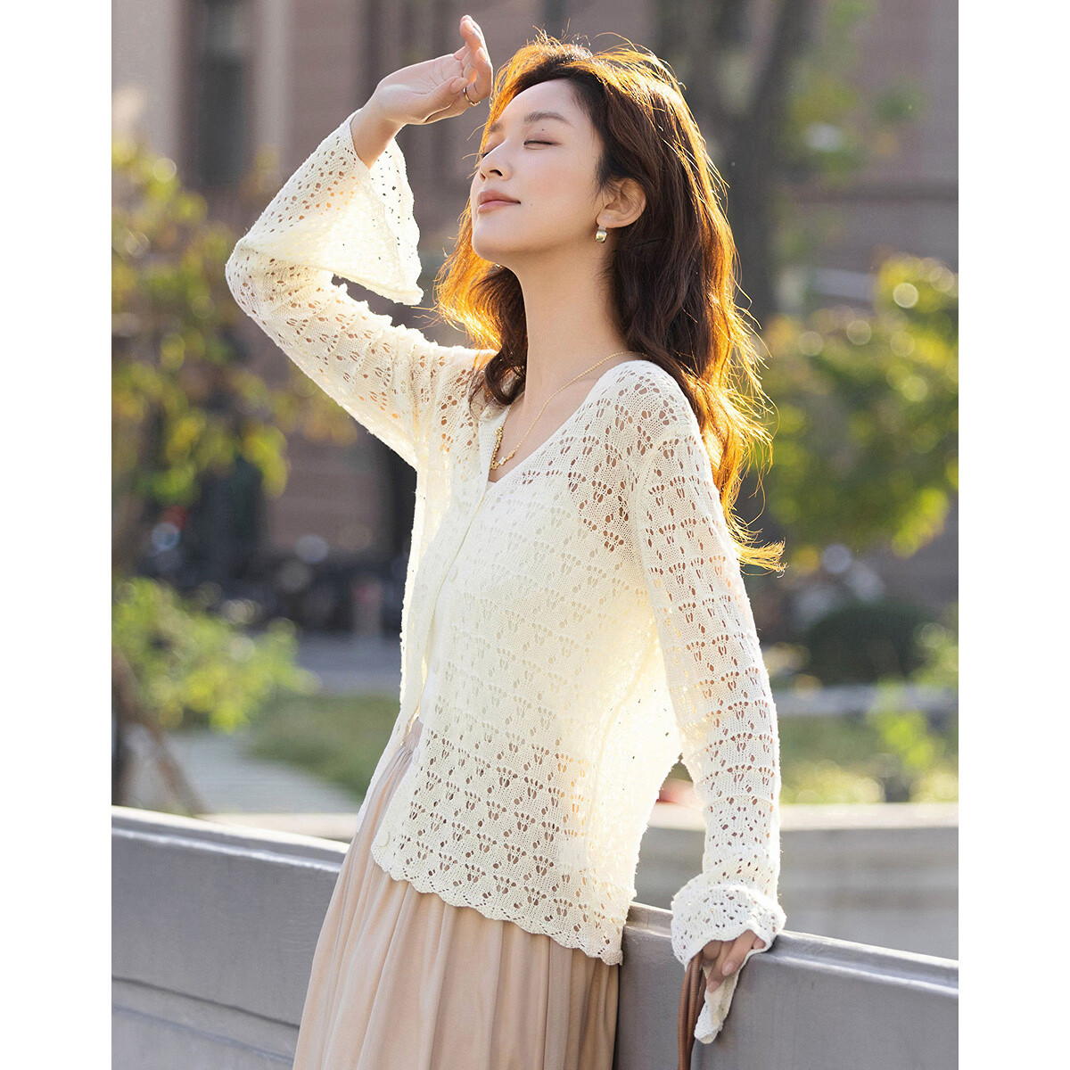 Demana [Moonlight Among Flowers] Spring Elegant V-Neck Hollow Crochet Knit Flare Sleeve Petite Women's Sweater