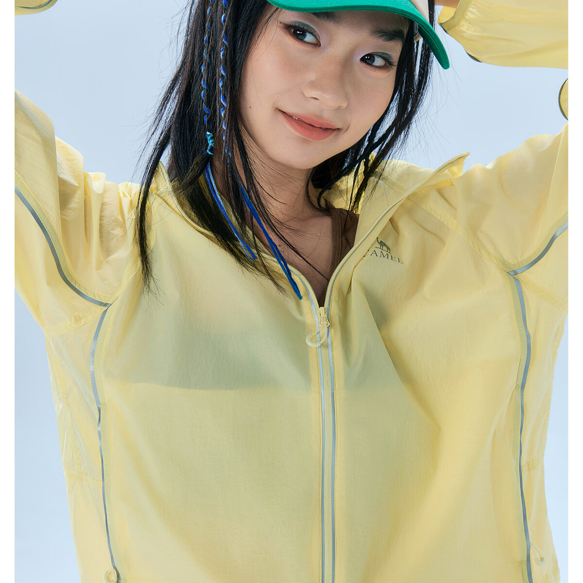 Camel Iceberg Sunscreen Jacket Goddess Edition Short Spring Summer New Outdoor Original Yarn Skin Jacket Women M26BA30013 34