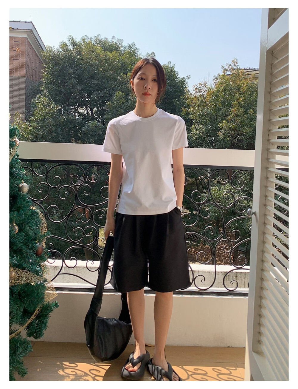 ICH MODE Minimalist Paper Doll Short Sleeve Women's T-Shirt Summer Simple Cool Base Shirt Solid Color White S 20