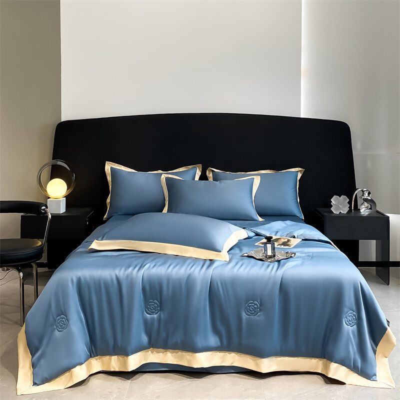 Hodo Washed Ice Silk Summer Cooling Quilt Air Conditioning Blanket Thin Summer Quilt 150x200cm Bentley Blue - Milk Tea