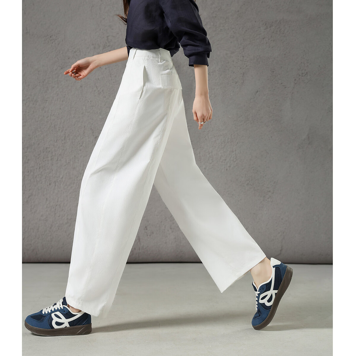 Demana UPF50+ Sun Protection Curved Blade Pants Spring Simple Pleated Loose Slim Casual Pants for Women Premium Feel
