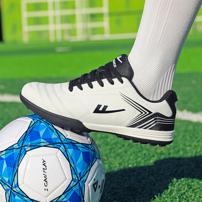 Warrior Soccer Shoes Unisex Youth Studded Training Shoes Durable Professional Match Shoes WXY-N606T White Black Size 36