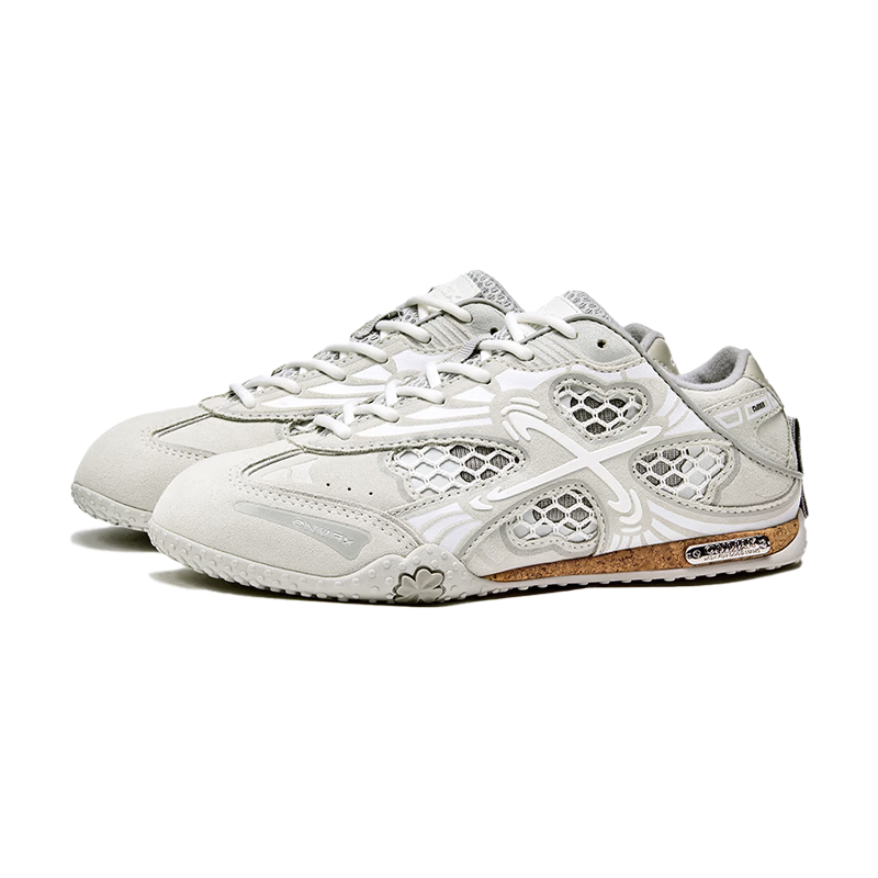 ON MAX 520 Gift Qi Wei Summer New Four-Leaf Clover Breathable Mesh Casual Training Shoes Unisex White Size 38