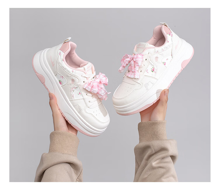 Warrior Thick Sole Sneakers Women Spring New Versatile Sweet Style Height Increasing Shoes N456Z Beige/Navy 37 18