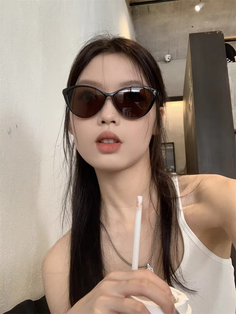 Boshide Cat Eye Sunglasses Retro Black Frame Brown Polarized Sunglasses Slimming for Square and Round Faces Glossy Black Frame Brown Lenses 4