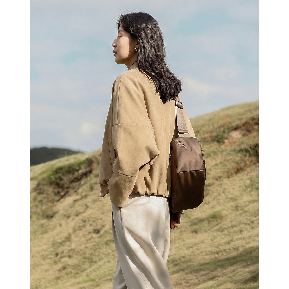 Demana [Wilderness New City] Spring Minimalist Stand Collar Invisible Edge Short Loose Slim PU Jacket for Women Premium