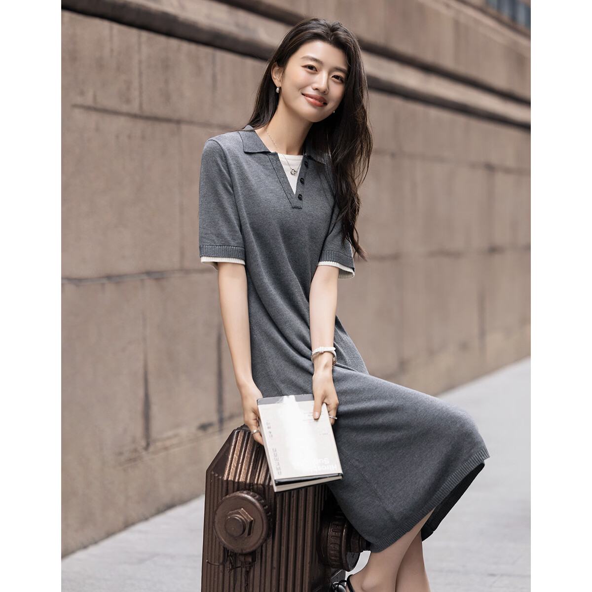Demana [Mulberry Silk and Wool Blend] Spring Smart V-Neck Color-Block Short Sleeve Slim Loose Dress for Women