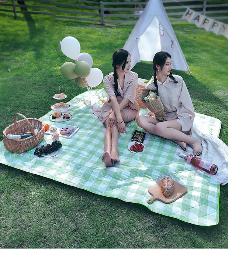 TAN XIAN ZHE Picnic Mat Outdoor Camping Moisture-Proof Mat Ultrasonic Washable Ground Mat Beach Mat Waterproof Ground Sheet Sleeping Mat 2