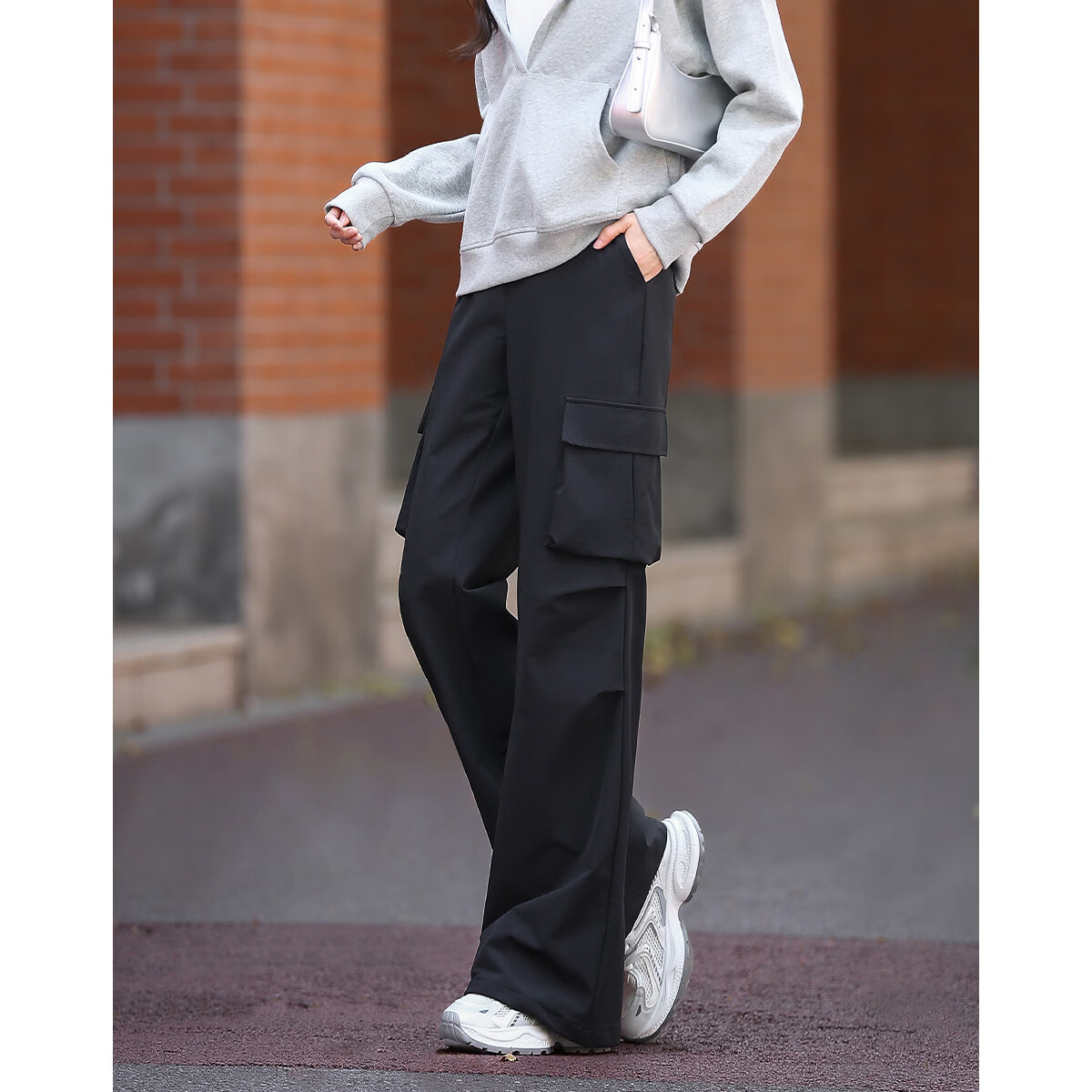 Demana [Sassy Sister Vibe] Spring Korean Style Lightweight Sports Pleated Cargo Pocket Vintage Flared Comfortable Women's Casual Pants
