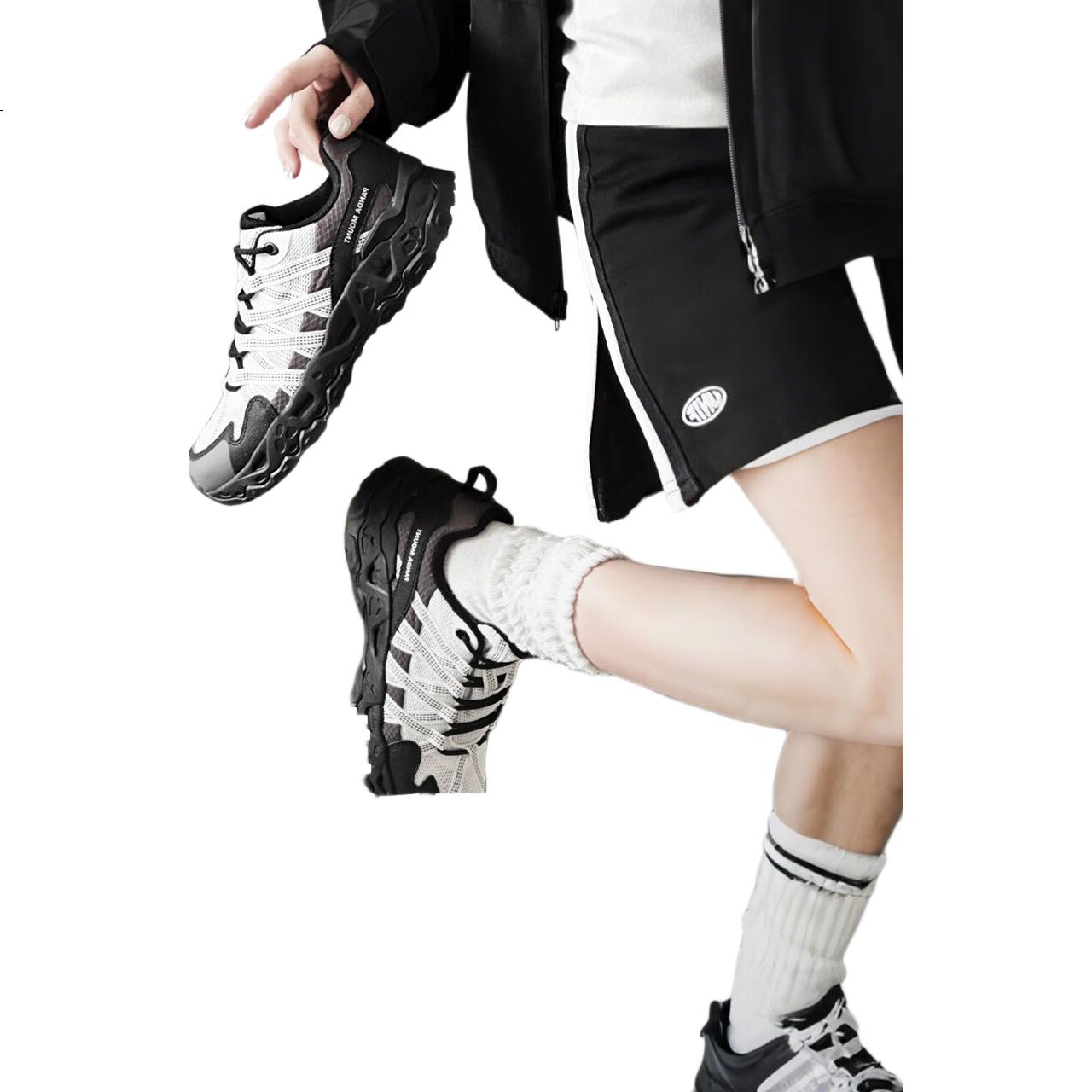 White Image 3