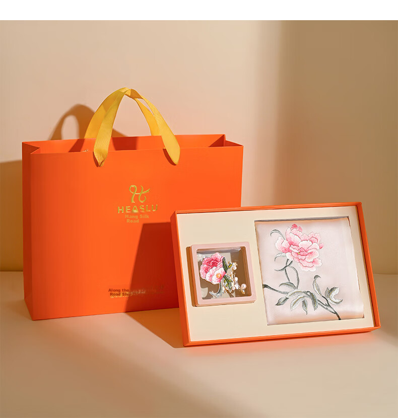 Hangsilk Road Mulberry Silk Scarf and Suzhou Embroidery Brooch Set Birthday Gift Box for Women Mother's Day High-End Gift 7