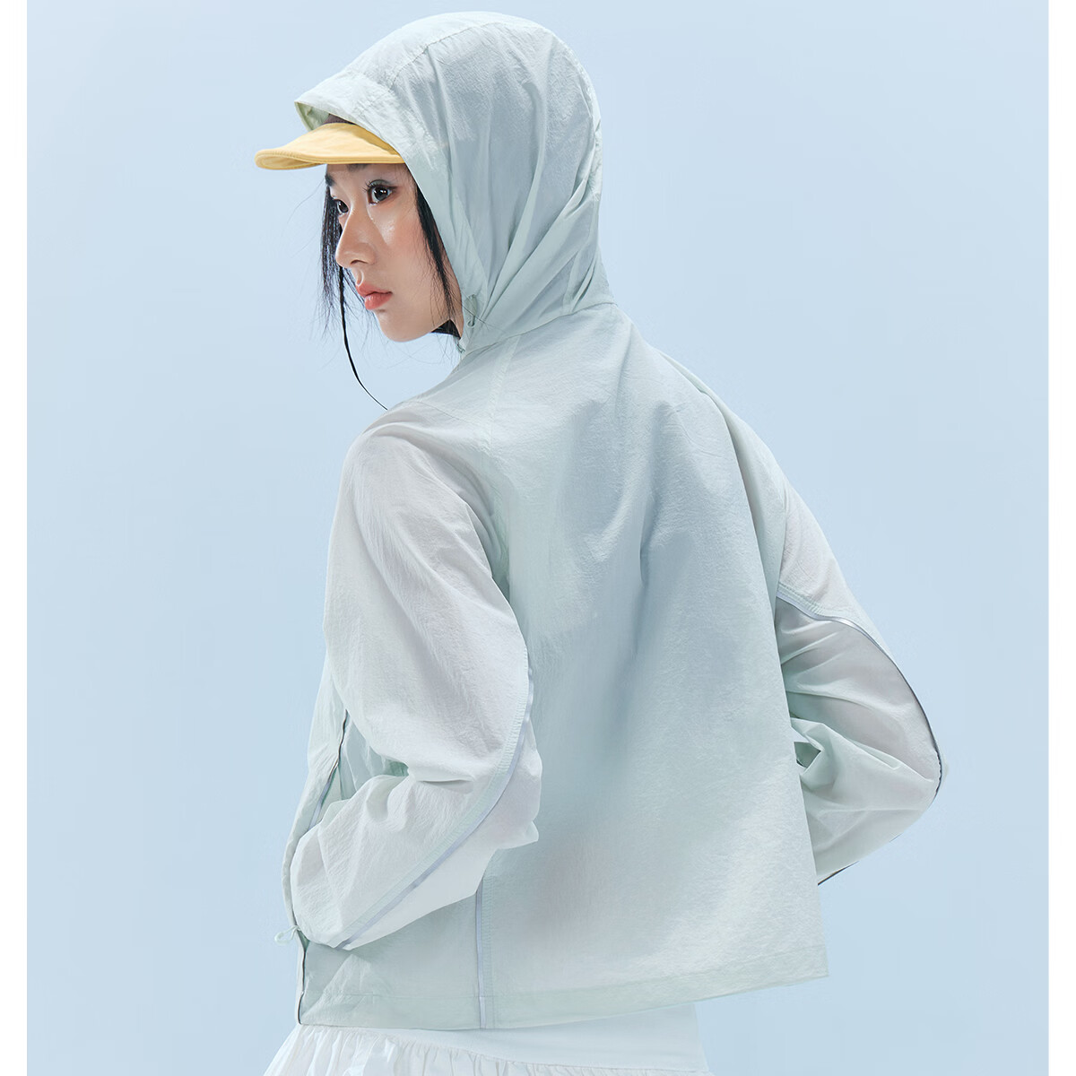Camel Iceberg Sunscreen Jacket Goddess Edition Short Spring Summer New Outdoor Original Yarn Skin Jacket Women M26BA30013 40