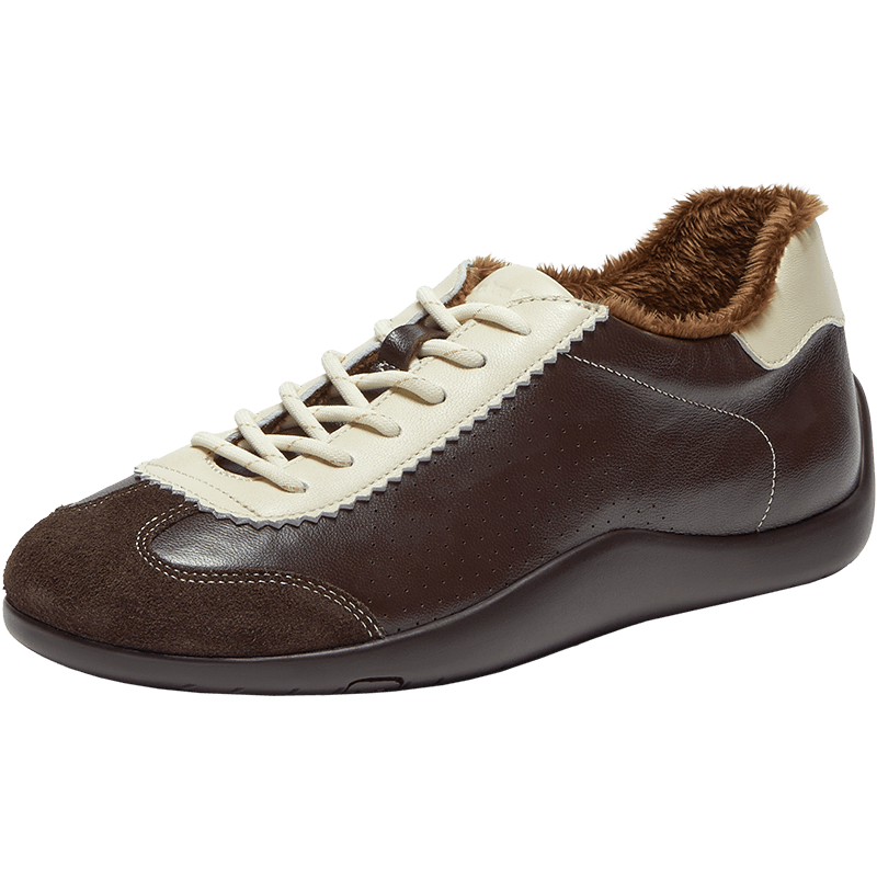 BataBata Patented Antibacterial Soft Elastic Prince Qi Tong Style Sheepskin German Training Shoes for Women 2026 Casual Sports Shoes