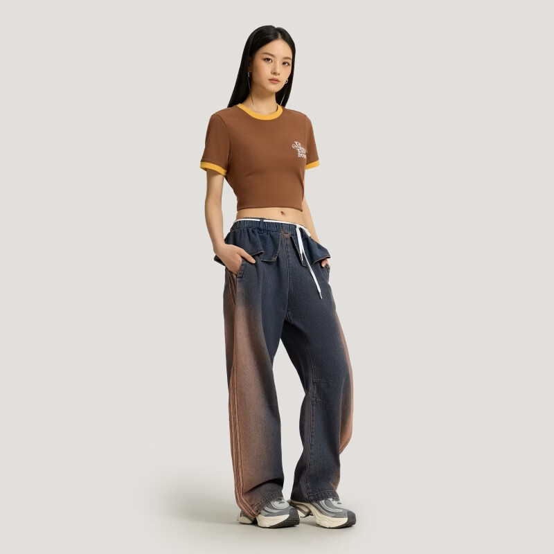 Adidas Originals Women's OG W TEE SS 2 Short Sleeve T-Shirt KT3061 Dark Brown M 3