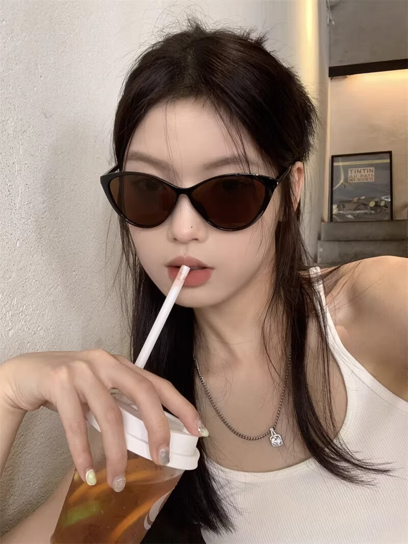 Boshide Cat Eye Sunglasses Retro Black Frame Brown Polarized Sunglasses Slimming for Square and Round Faces Glossy Black Frame Brown Lenses 1