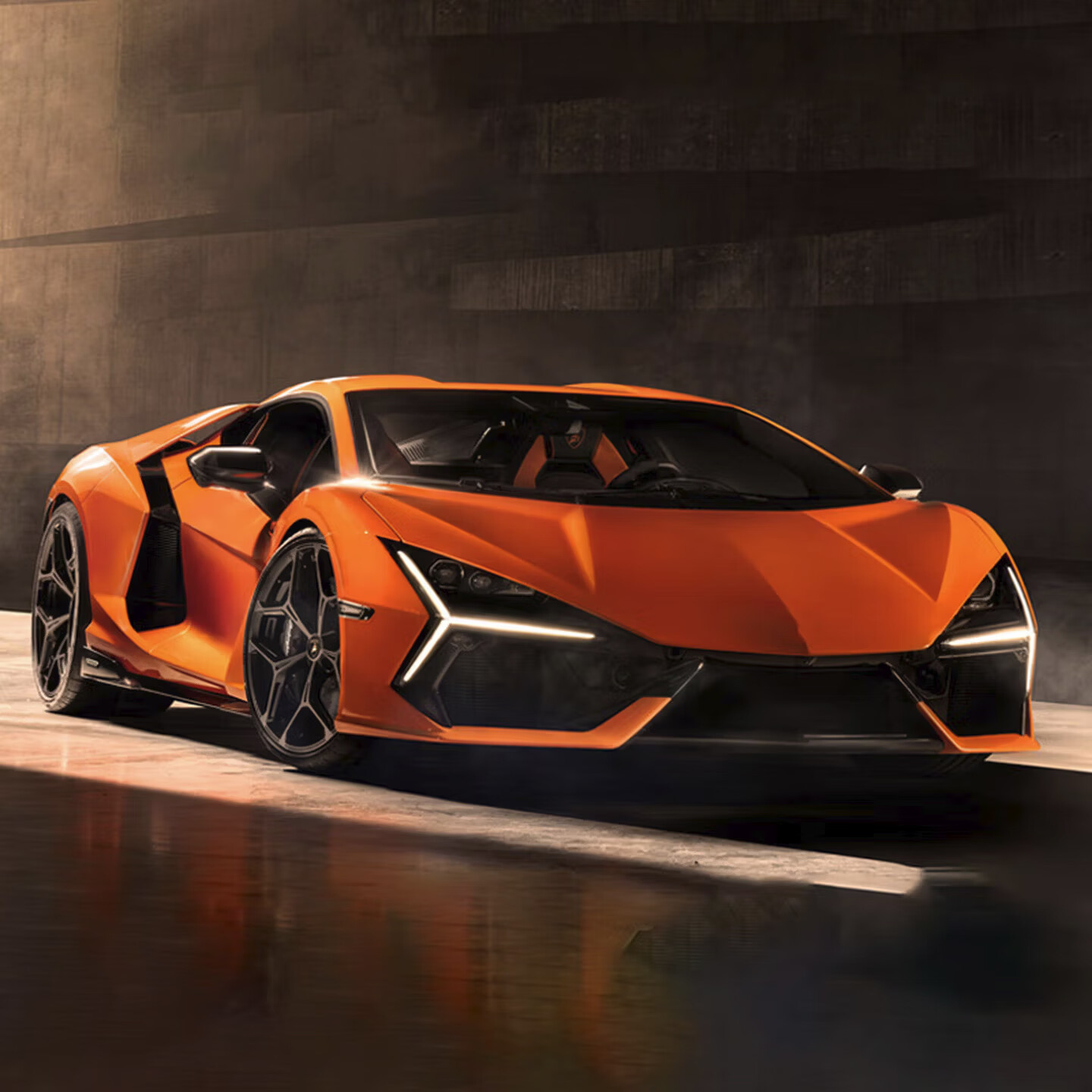 Chiyuchewan Racing Car Toy, Lamborghini New Bull Alloy Realistic Car Model, Toy Car Model, Gift for Boys 1