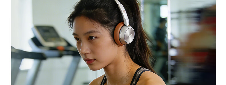 IKF R1 Retro Over-Ear Wireless Bluetooth Headphones Fashion Digital High-Quality Metal Millennium Y2K Influencer Celebrity Melad Small Head Space Black 51