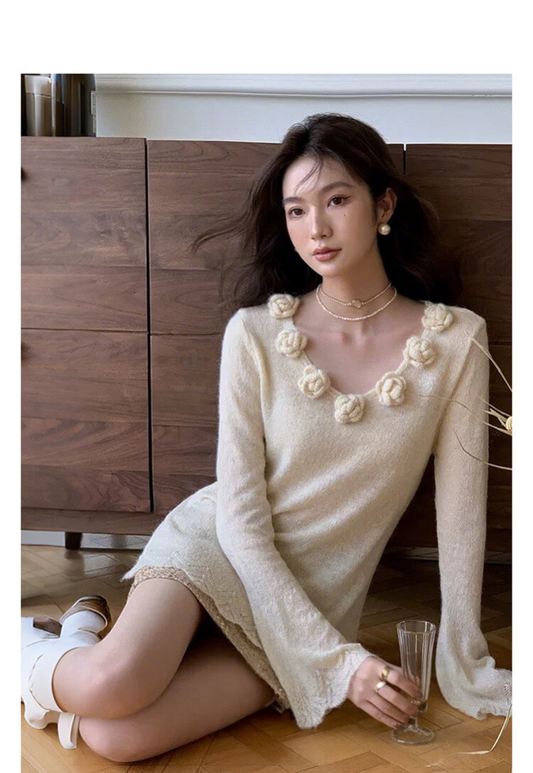 MT Spring Sweet 3D Crochet V-Neck Knit Sweater with Fluffy Wool, Slim Fit Women's Top 3