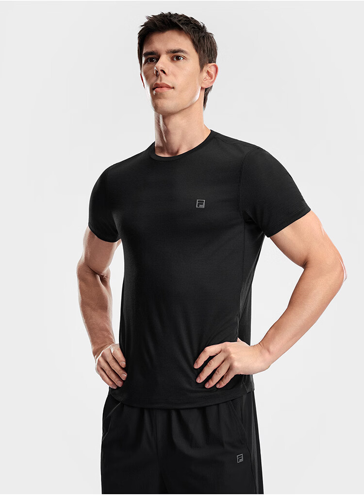 FILA Official Men's Knitted Short Sleeve Shirt 2026 Summer Fitness Sports Basic Crew Neck Merino Wool T-Shirt 18