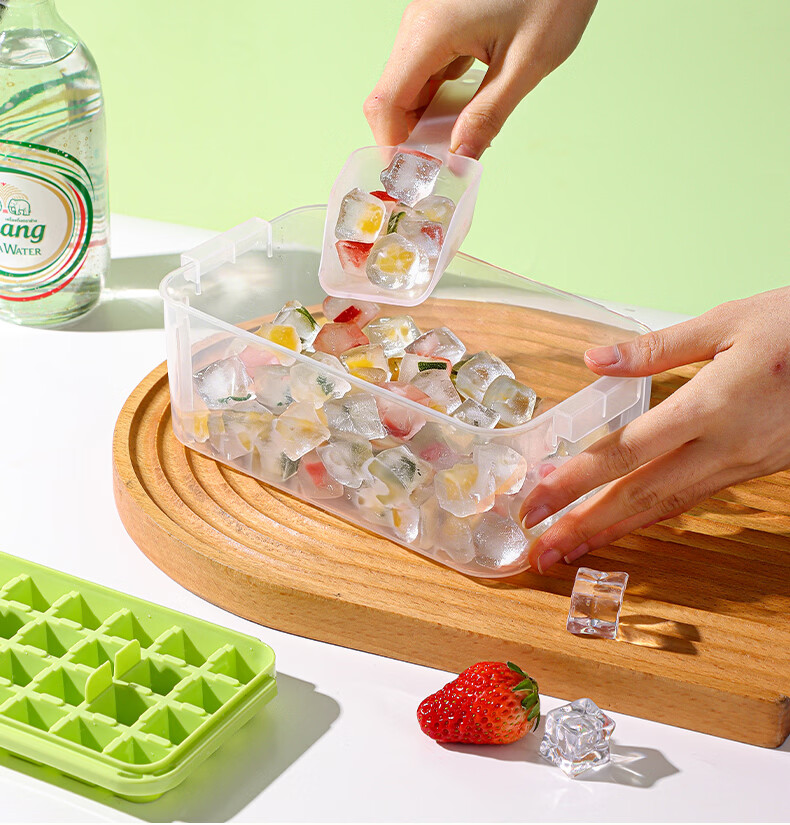Baijie Food-Grade Ice Cube Mold Tray, 3-Layer 84-Cavity Ice Cube Maker Box 15