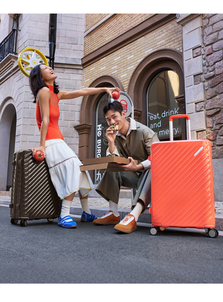 AMERICAN TOURISTER Large Capacity Suitcase, Wheeled Luggage with Password Lock, Travel Case, 28-Inch, Hu Xianxu's Style NN7, Grass Gree 4