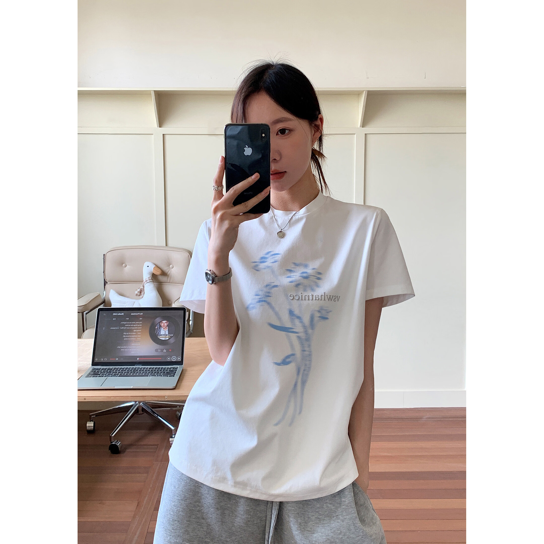 ICH MODE Floral Print Short Sleeve T-Shirt Women Spring Autumn New Korean Style Beautiful Shoulder Tee White S