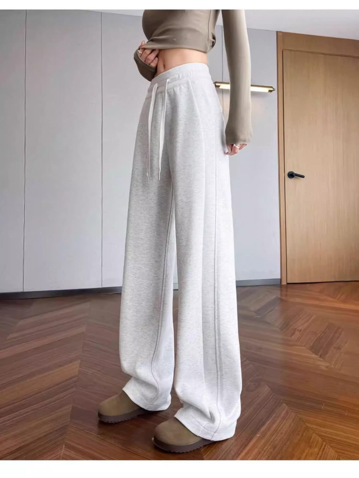 La Chapelle Women's Narrow Fit Sports Pants Spring Thin Wide Leg Casual Pants Summer Straight Leg Sweatpants White Gray 4XL 21