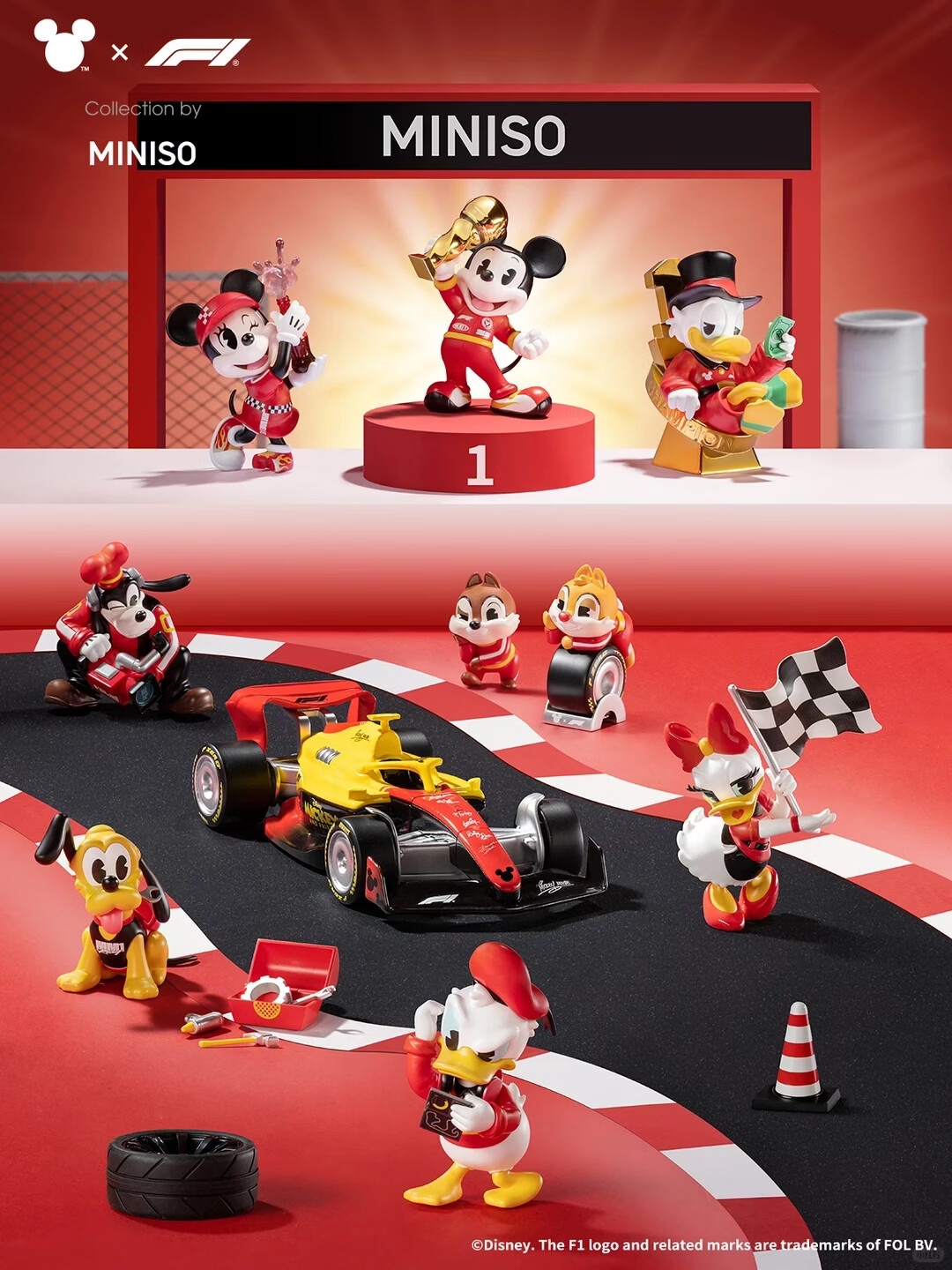 MINISO Disney Mickey F1 Glory Moment Series Figurine Blind Box Toy Ornament Gift Birthday Present for Men and Women Single Box 1