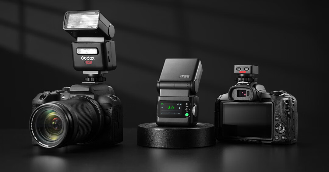 Godox IT32 Touchscreen Flash High-Speed Sync TTL Compact Hot Shoe On-Camera Flash Portable Outdoor Portrait Photography Light [X5 CM Trigger] Canon Version 2