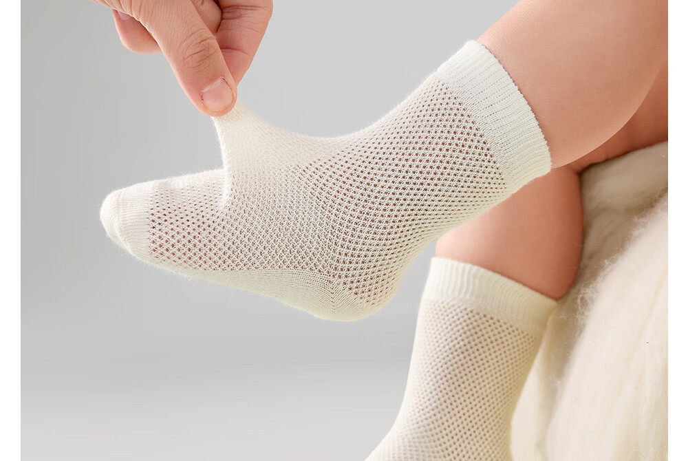 Betis Children's Socks 5-7 Years Summer Thin Mesh Breathable Solid Color Boys Girls Seamless Cooling Mid-Calf Socks 6