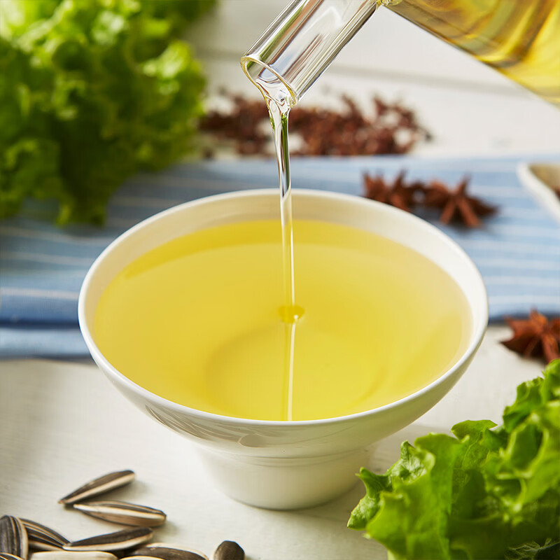 初萃 中粮葵花籽油5L+400mL 一级 物理压榨 充氮保鲜 食用油